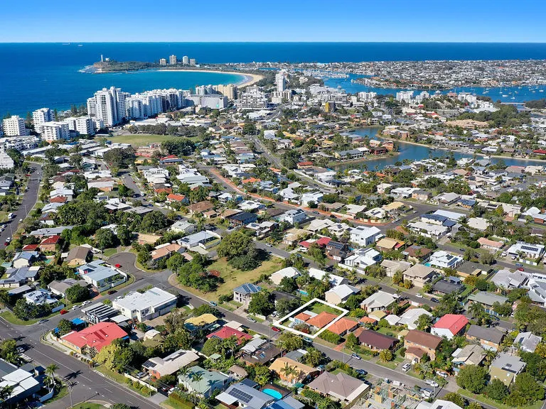 LOCATION LOCATION LOCATION in Mooloolaba