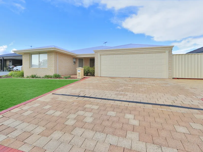 QUALITY LOW MAINTENANCE 4X2 FAMILY HOME