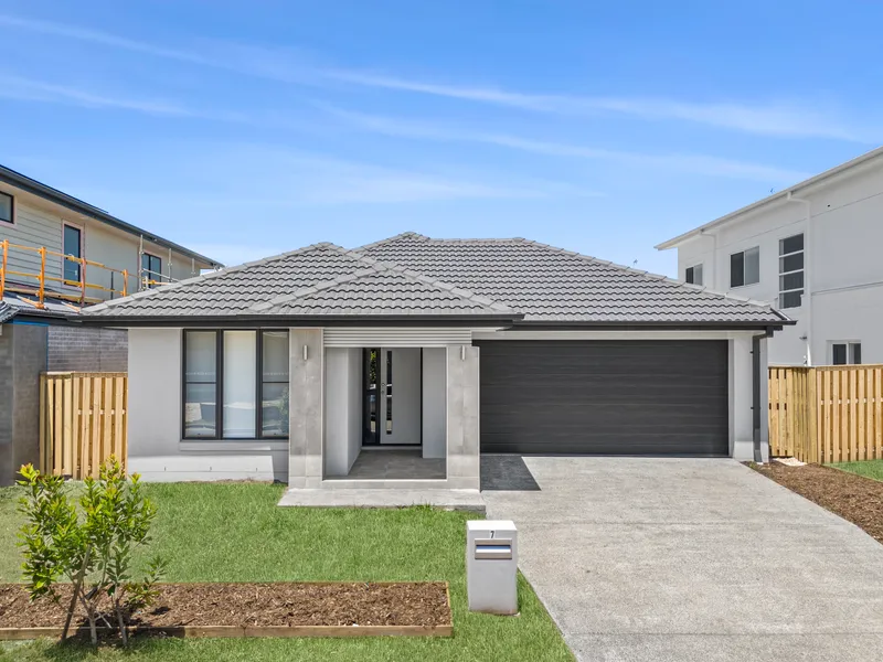 Luxurious Contemporary Home for Rent - Brand New!