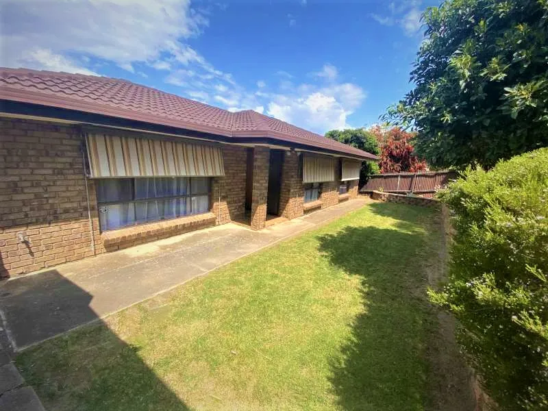 3 Bedroom Home With Large Powered shed