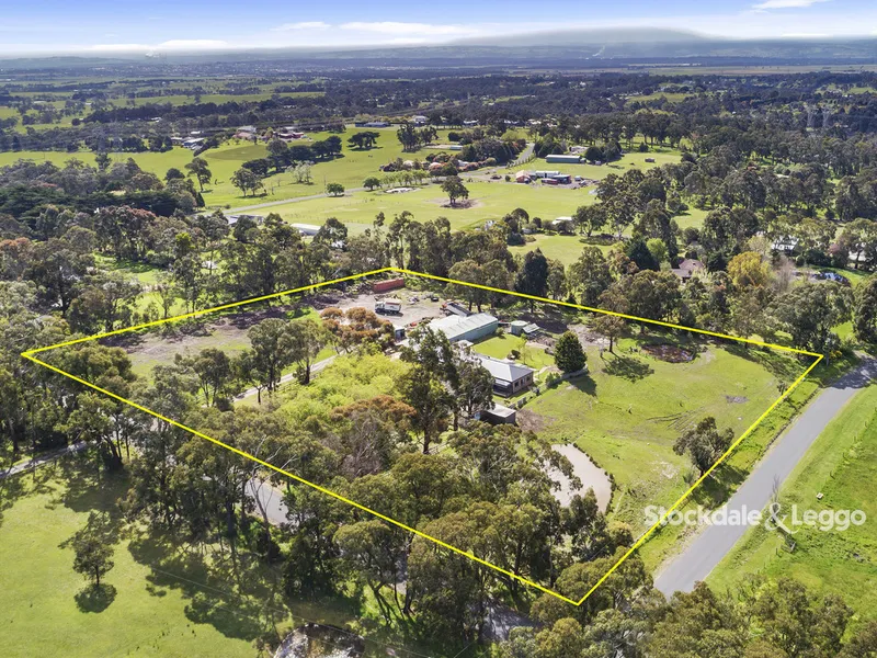 Simply Outstanding Lifestyle Property That Offers So Much More