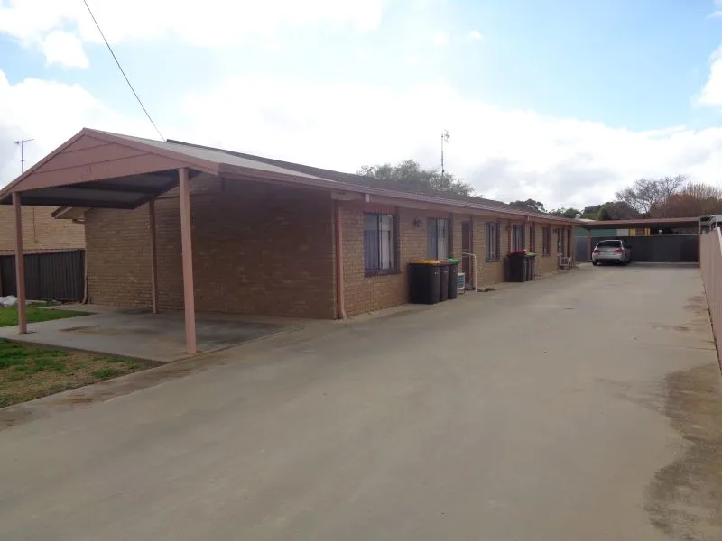 2 Bedroom Unit located near School