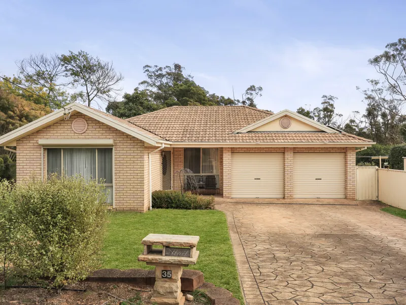 Spacious Family Home with Versatile Living Spaces and Impressive Sized Shed!
