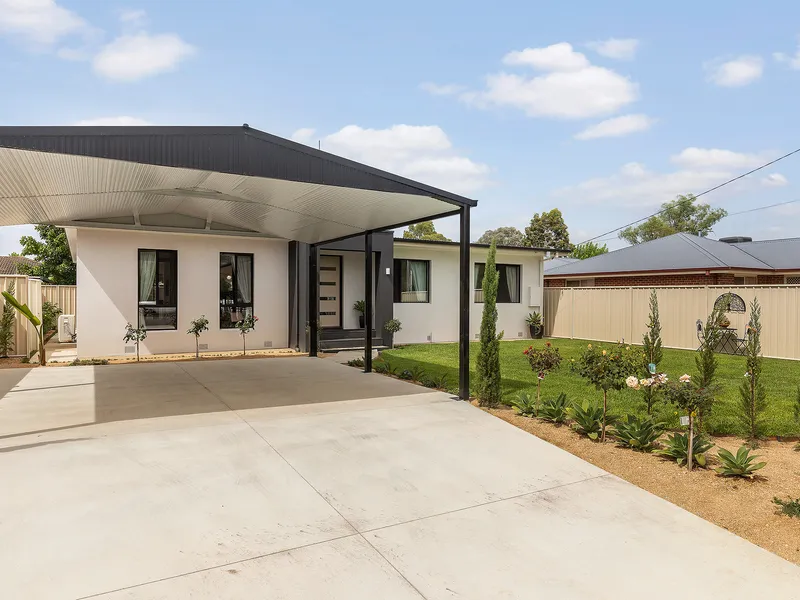 Gorgeous renovation in Central Wodonga..350metres from the plaza