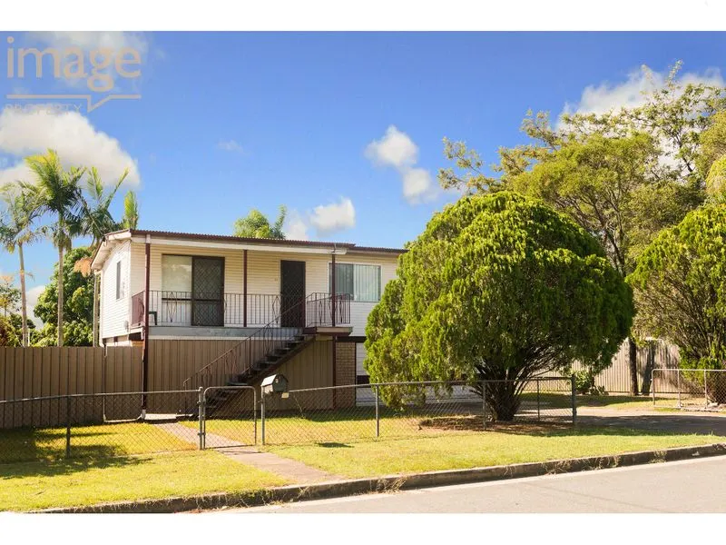 FAMILY HOME WITH GREAT YARD!