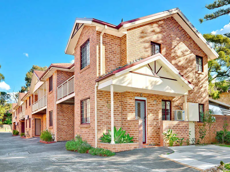 Beautiful & Centralised Townhouse in Cabramatta CBD