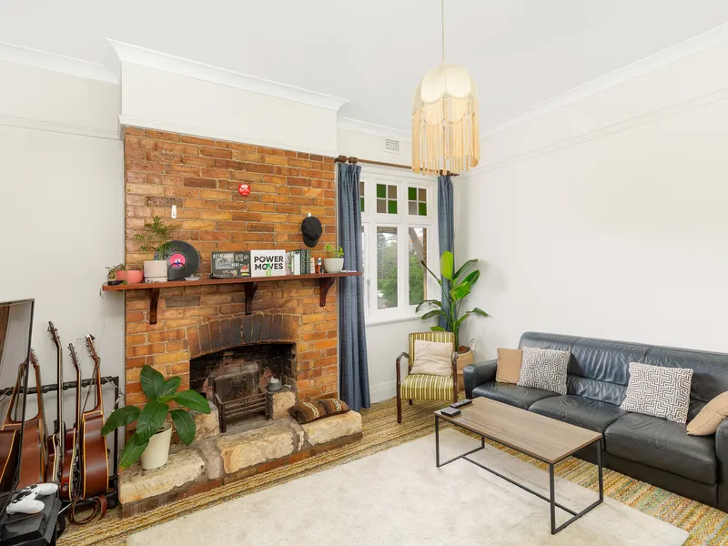 Federation Top Floor Apartment 