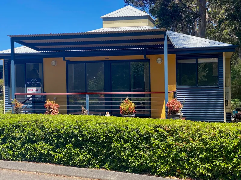 Serene Over 55's Park Home on the Denmark River