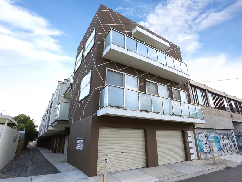 Premium Northcote Location