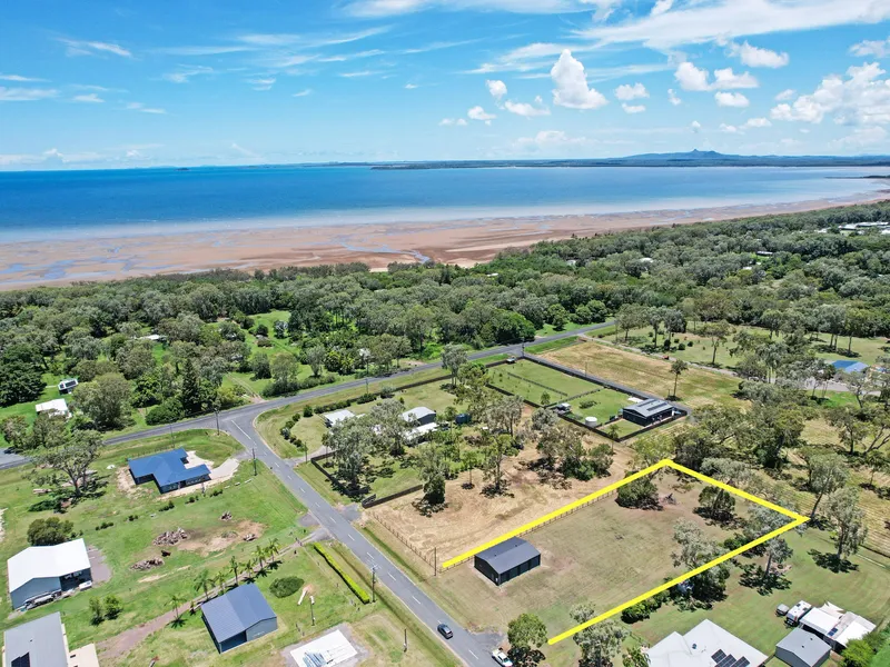 1 ACRE BLOCK WITH TOWN WATER, POWER CONNECTED, MOMENTS FROM THE WATER!