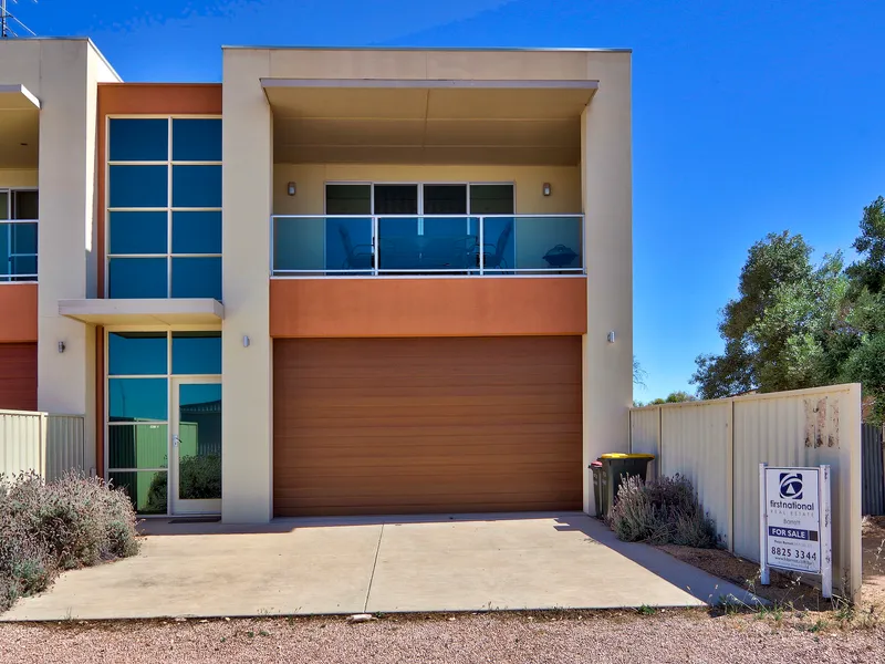 Panoramic Bay Views.