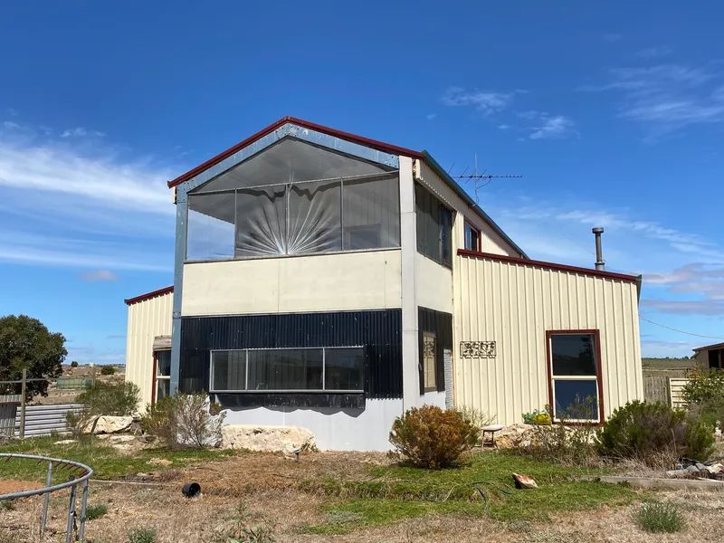 Unique Rural Living