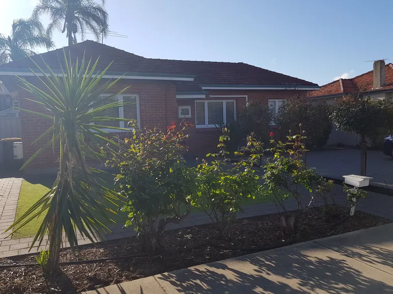 Cute, Renovated 3 bed character home in Lathlain!