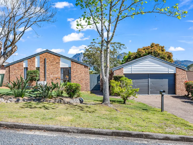 Charming Renovated Home with Modern Comforts and Ideal Location