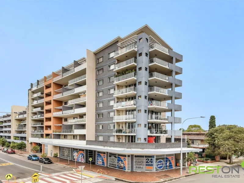 Investors Note: $705.00 Rent Per week Dual Key Apartment