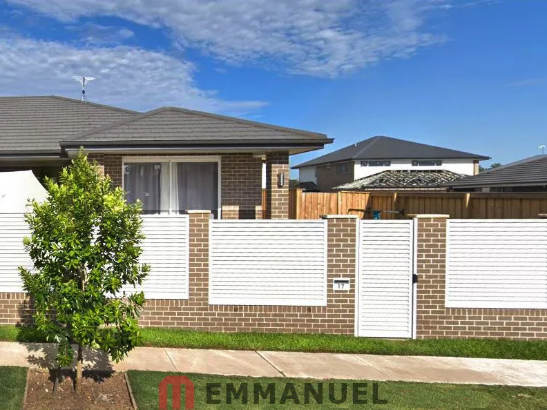 Street frontage granny flat with an enclosed yard