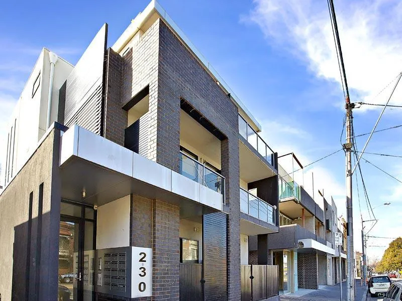 QUALITY STUDIOS IN A BOUTIQUE BLOCK