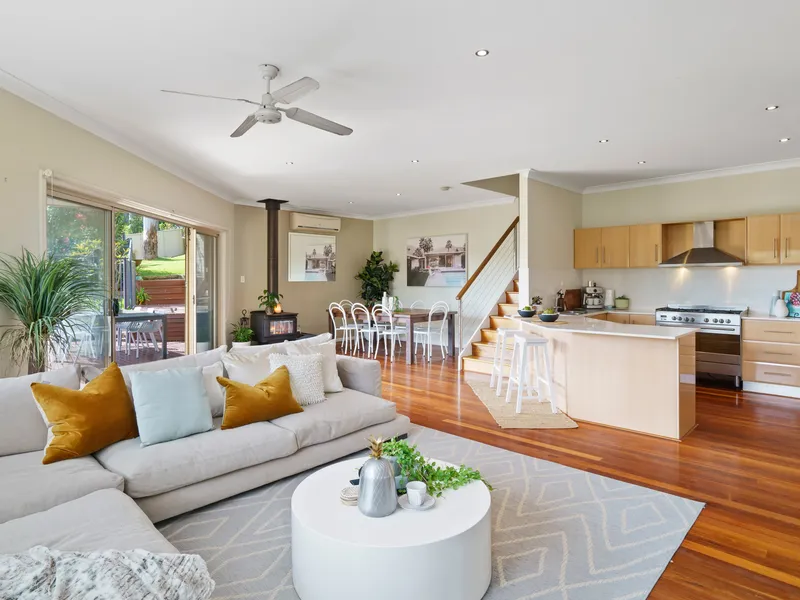 Elevated Style With Leafy Vistas