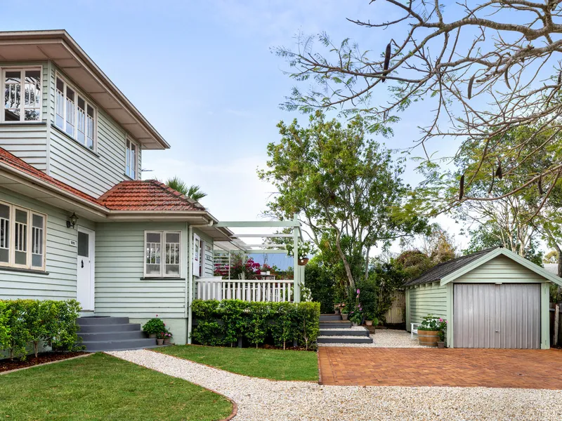 Ashgrove’s Most Elevated Home – Welcome Home to Parkhill