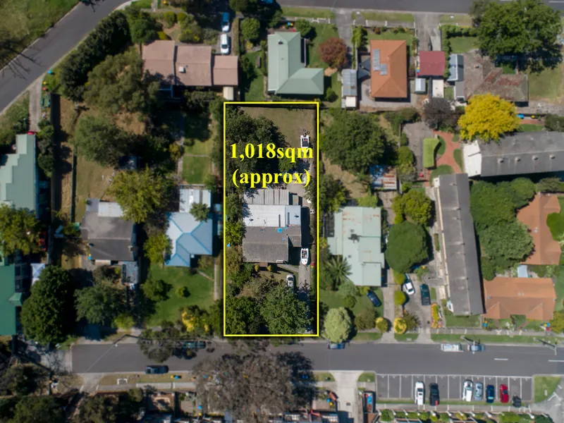 Investors and Developers Dream 1018sqm Approx