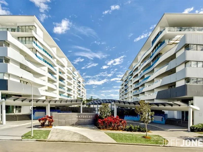 Fully Furnished Luxury Apartment