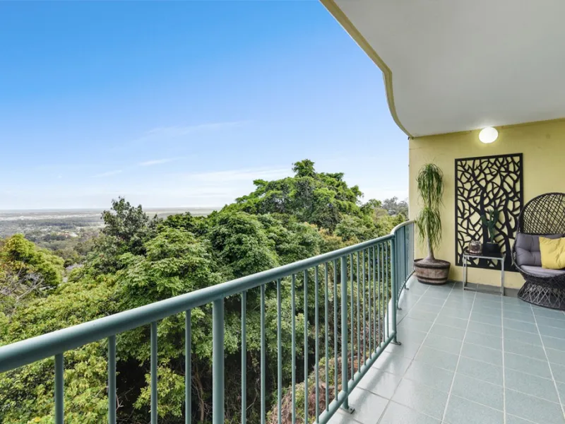Panoramic ocean views from 2 levels - penthouse living with an apartment price ...