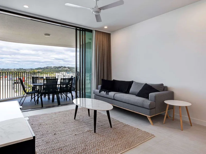 Cotton Tree Apartment with Picturesque views over Buderim & Maroochydore CBD