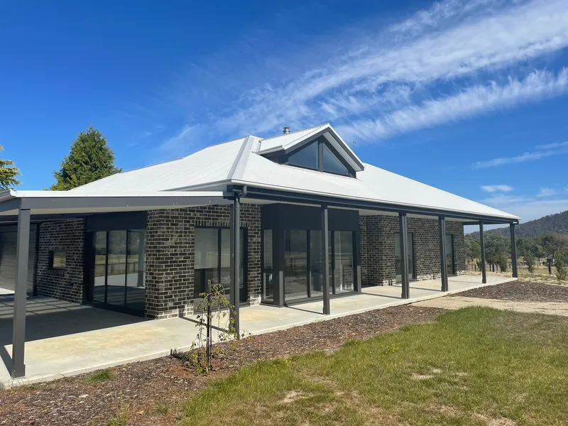 Family Home in Birralee