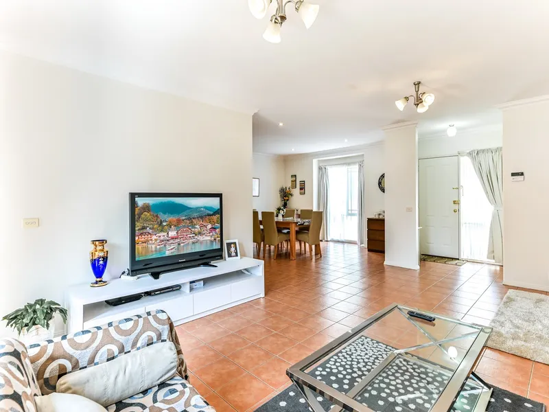 Spacious Single-Level Delight