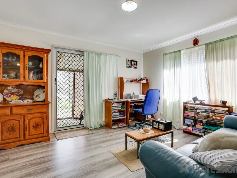 LARGE BLOCK WITH HOME & NATURE ~ WHAT A COMBINATION!