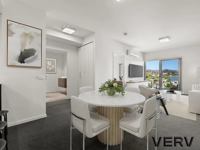 A primely positioned light-filled apartment