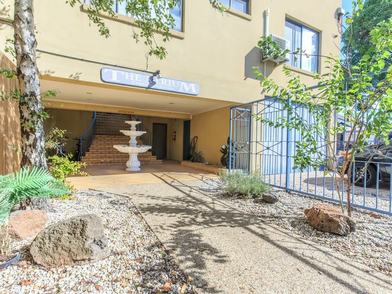 Sought-After Riverside Pocket