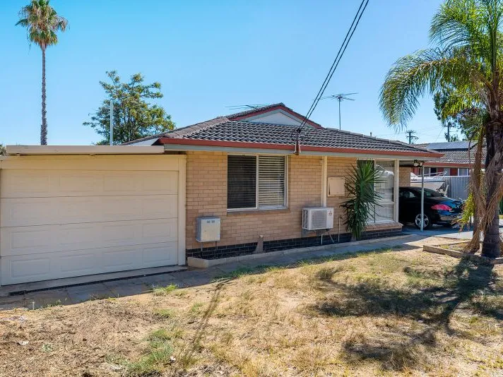 Renovated Duplex Available 30th August