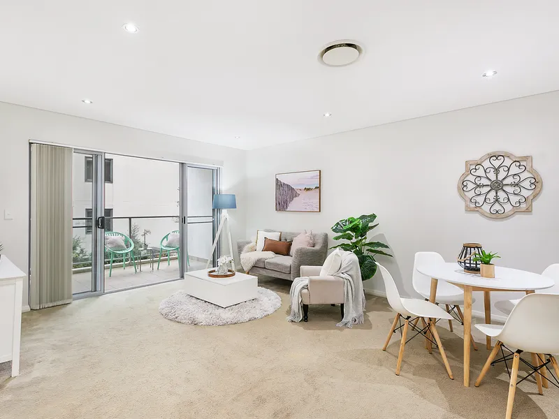 Oversized and luxurious enjoyment in premier parkside location