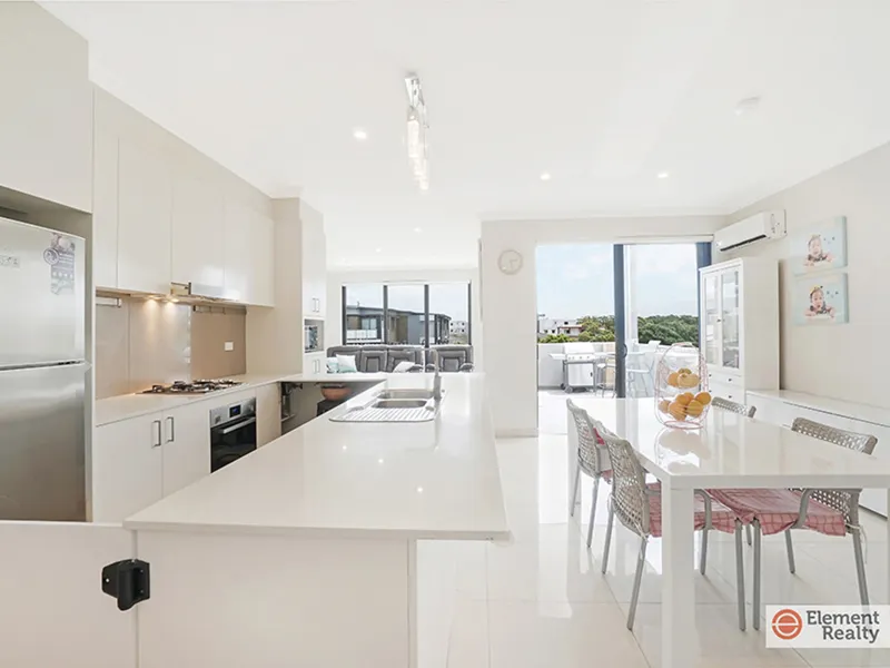 Top Floor North Facing ! Near New Full Brick Three Bedroom Apartment Walk to Station and Shops!!