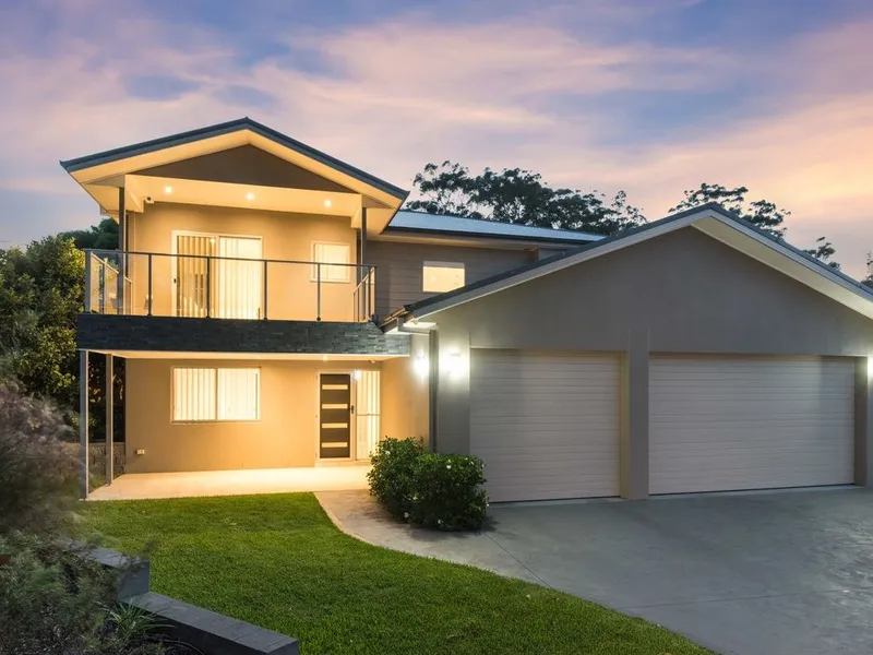Huge Home with Ducted air-conditioning! 