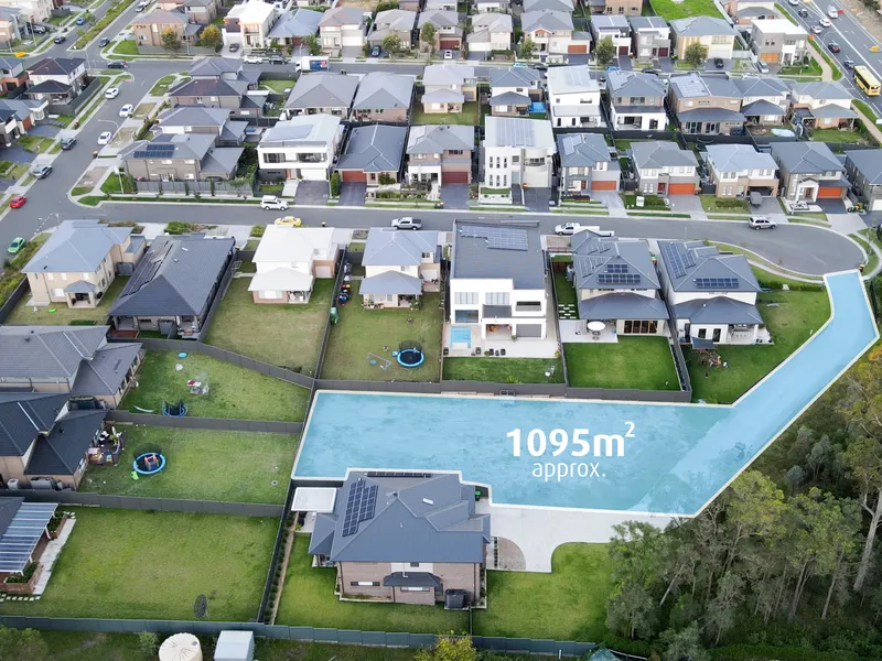 Auction must be SOLD !! 