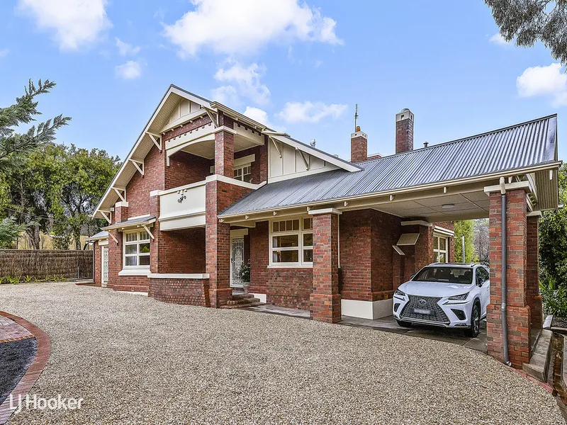 Gracious Circa 1925 Bungalow