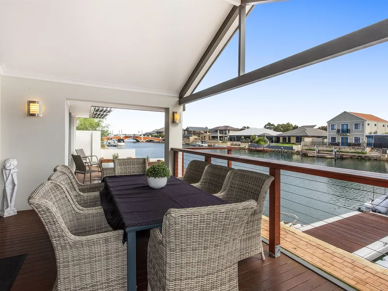 Stylish Waterfront Elegance