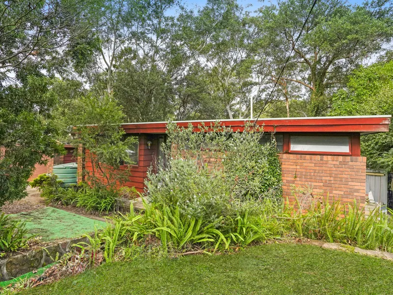 Renovation or Knockdown Rebuild Opportunity in Prime Location