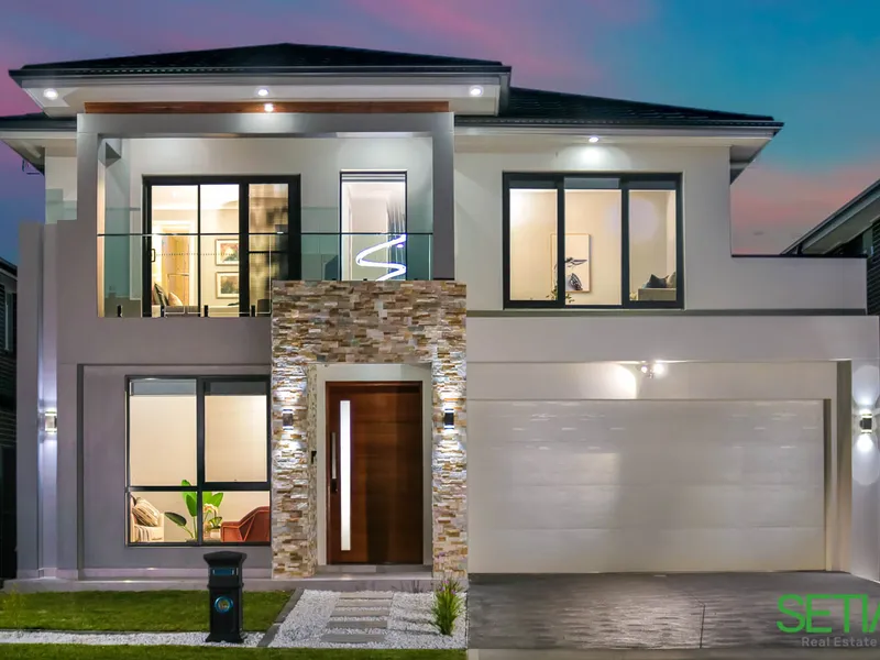 New Luxury Residence With Exclusive Location Views