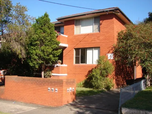 Renovated 2 Bedroom Apartment for rent at Campsie.