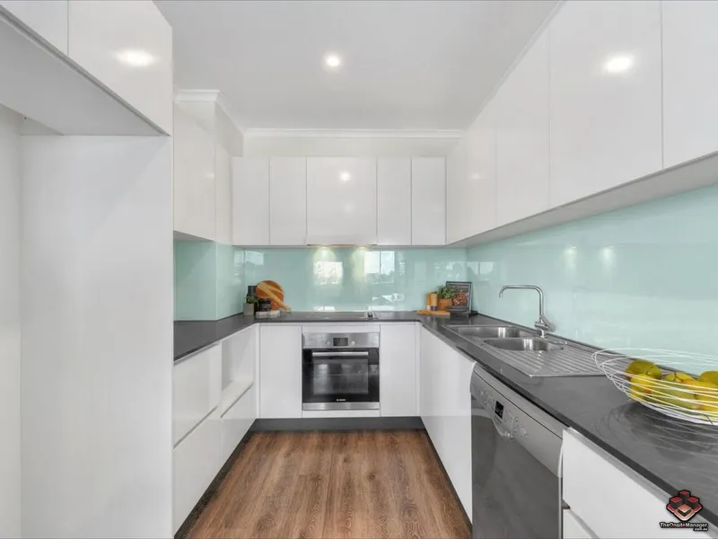 JUST LISTED - 2 BED 2 BATH