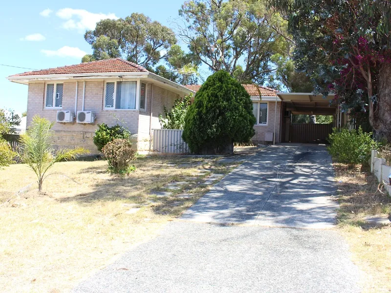 Cozy and in a great street