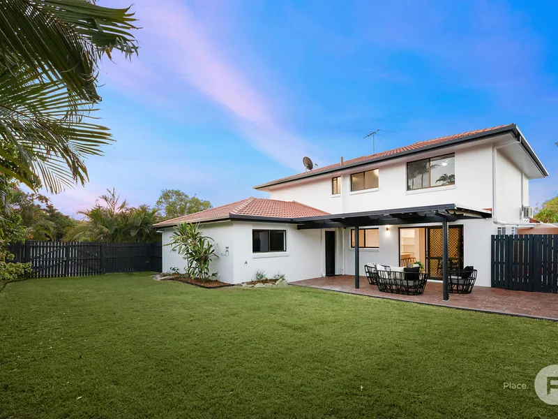 Stunning renovation, walking distance to Westfield