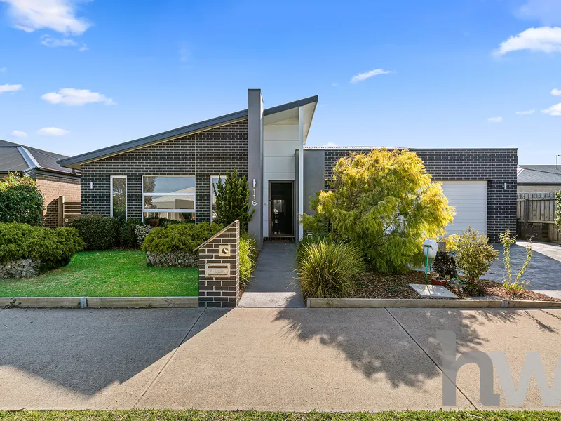 Stylish and Spacious Family Living
