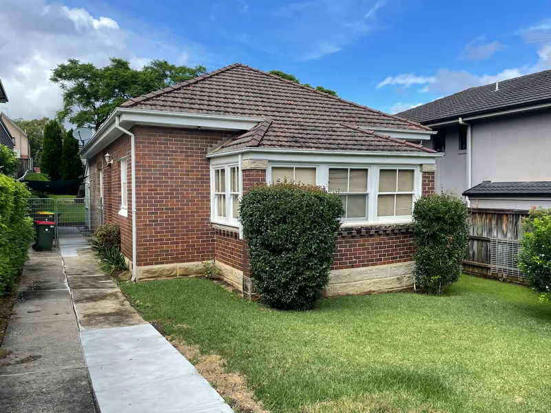 Charming 1930s full brick home - rent direct from owner