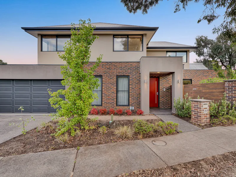 Well-built home in VSC zone just metres from golf course