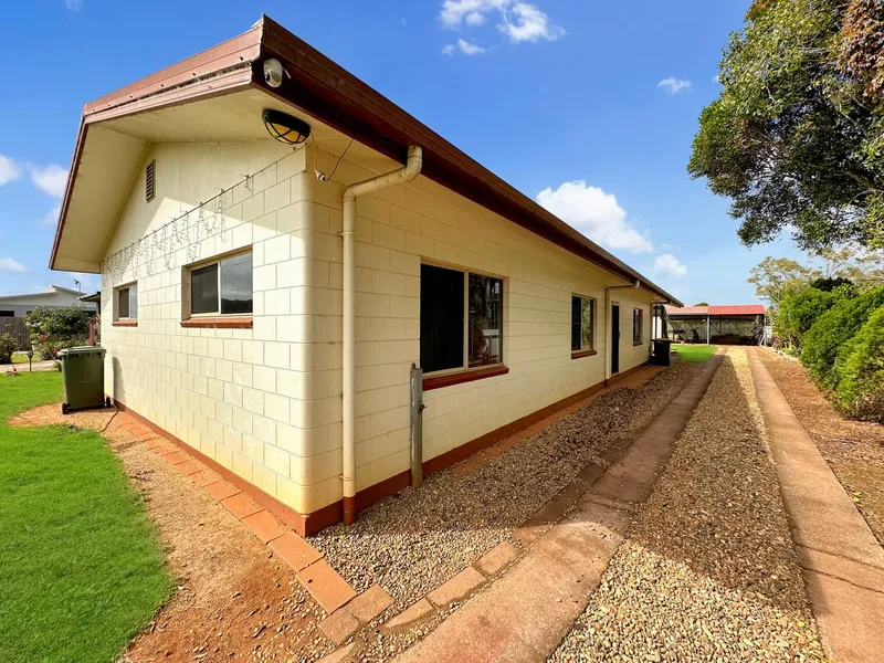 SOLID & LOW MAINTENANCE