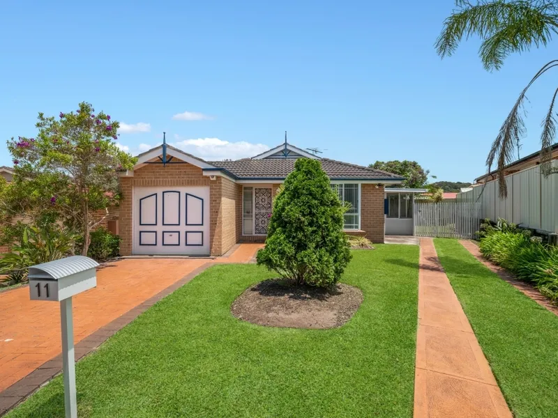 Single Level in a Quiet Cul-De-Sac!